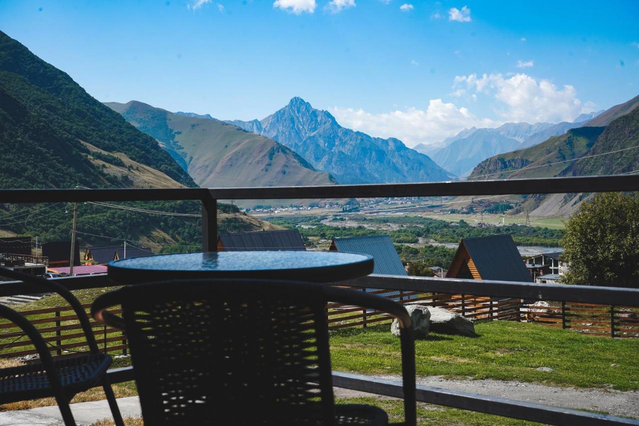 Misty Rocks Kazbegi Apartment Ngoại thất bức ảnh