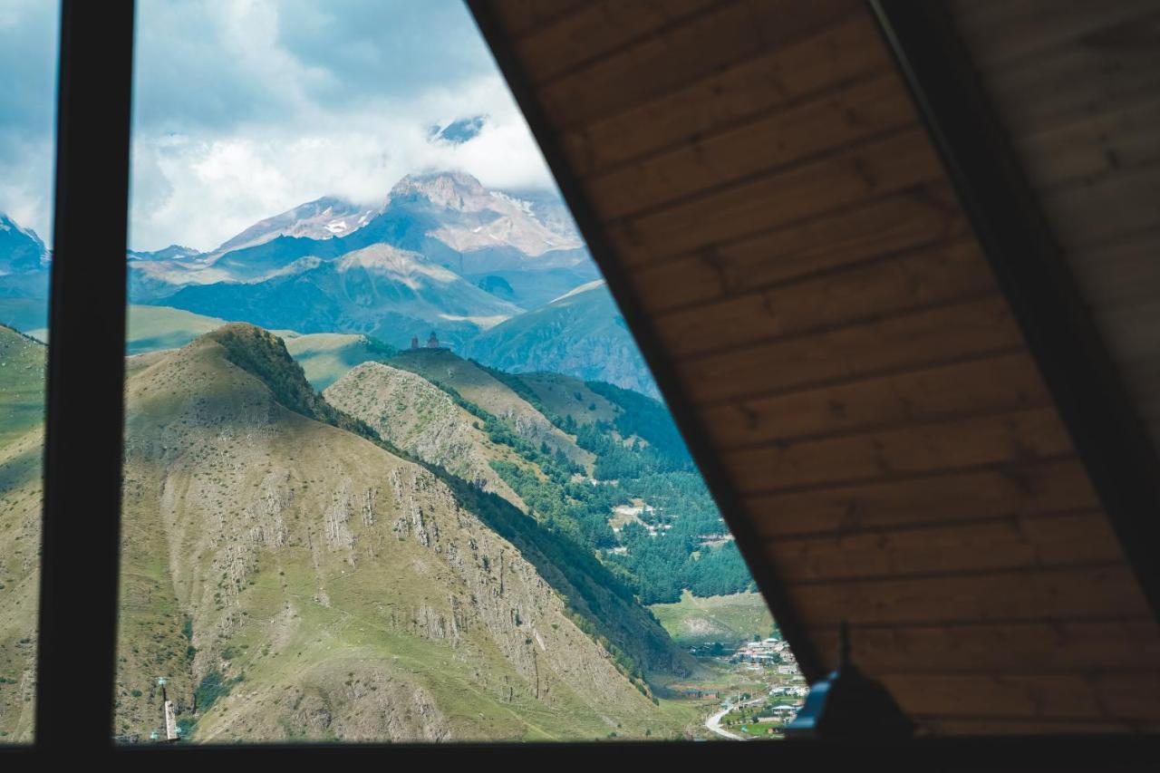 Misty Rocks Kazbegi Apartment Ngoại thất bức ảnh