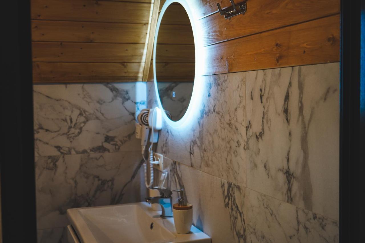 Misty Rocks Kazbegi Apartment Ngoại thất bức ảnh